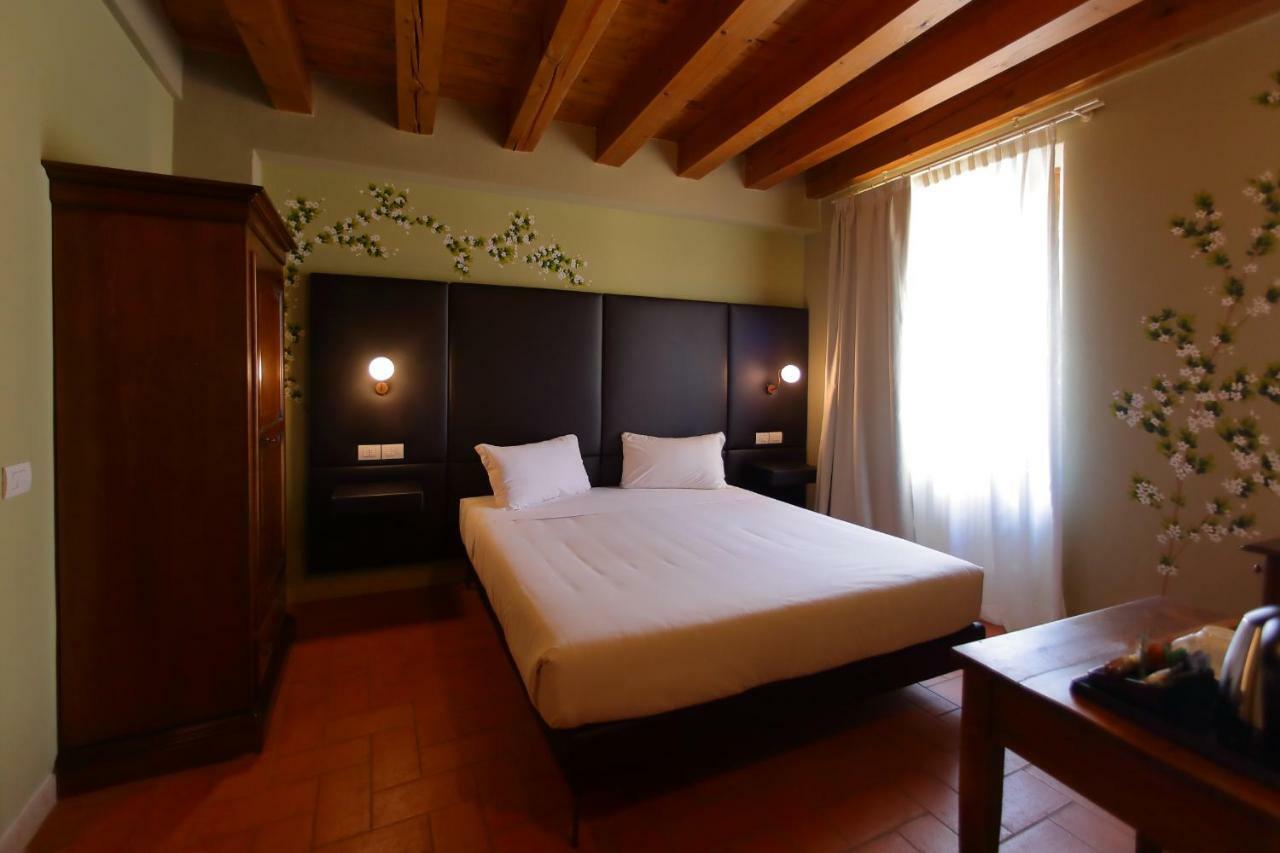 La Boheme Chambres Лацизе Екстериор снимка
